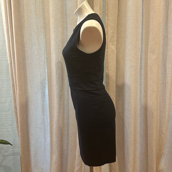 Navy Blue Diane Von Furstenberg Sheath Dress sz 8 - Picture 3 of 9